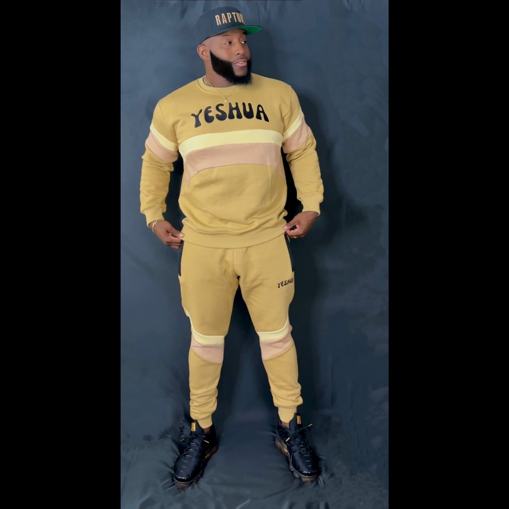 Preach Faith in Christ Crewneck Sweatsuit in Tan