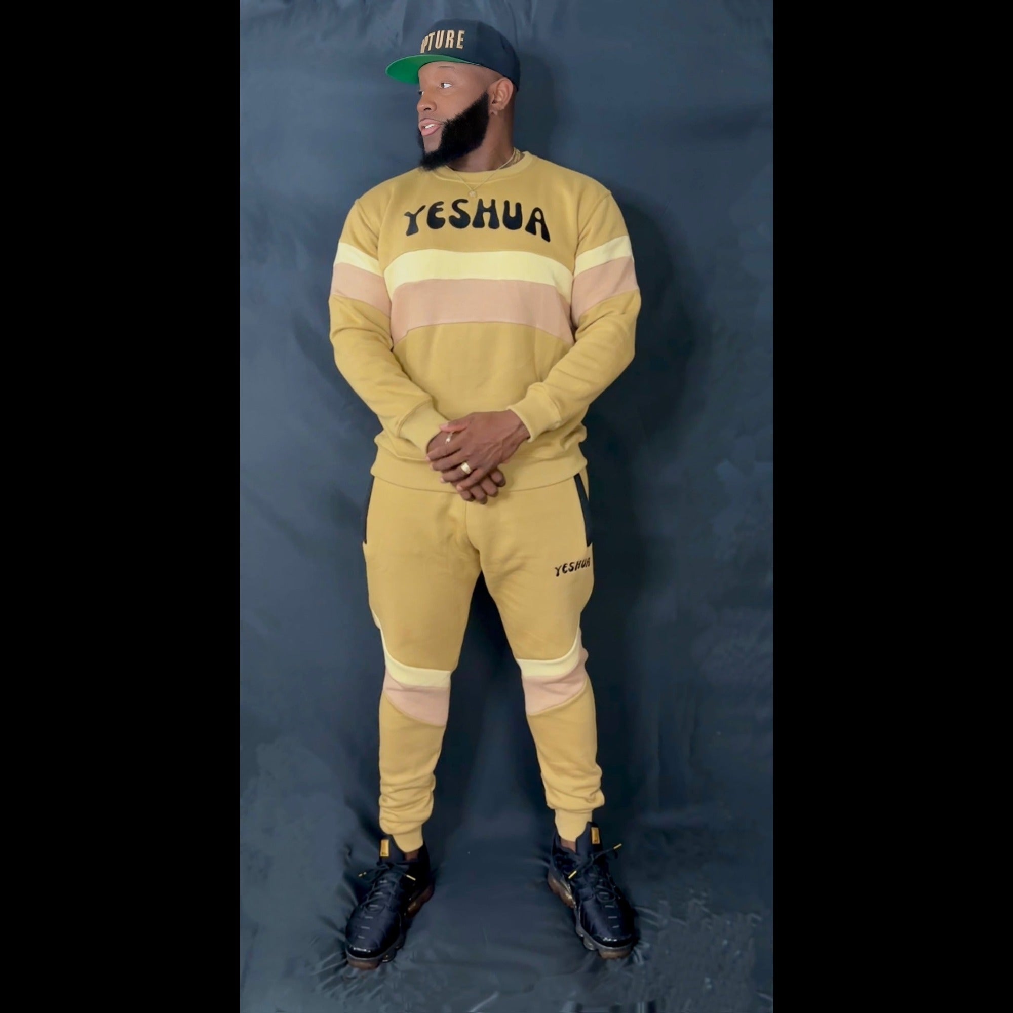 Preach Faith in Christ Crewneck Sweatsuit in Tan