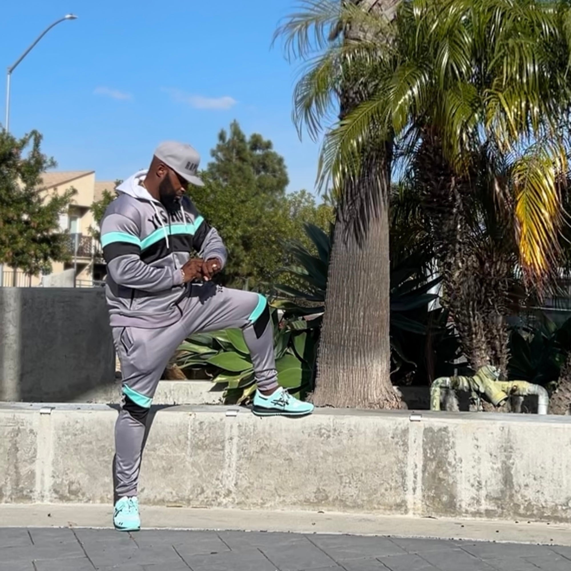 Preach Faith in Christ Tracksuit Set in Gray