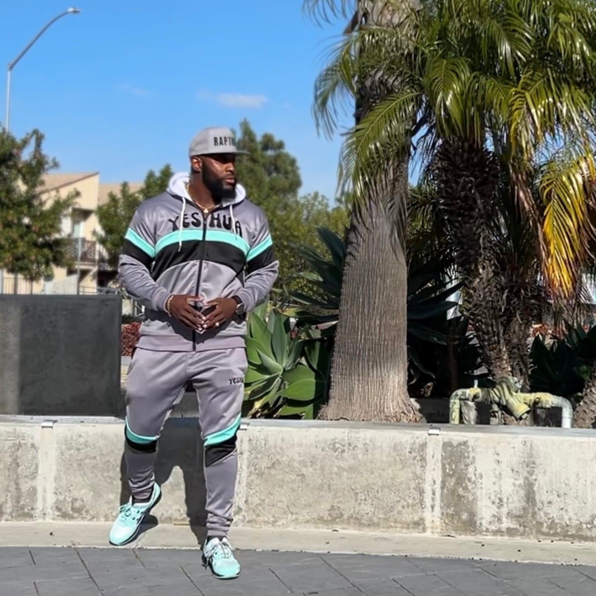 Preach Faith in Christ Tracksuit Set in Gray